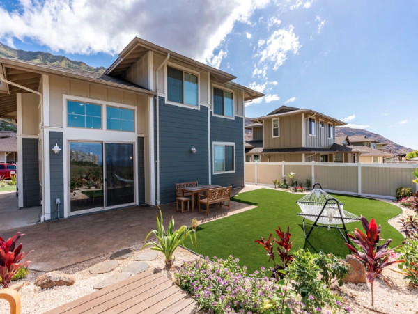 Luxurious Oahu Retreat: Two Villas, Perfect for Groups
